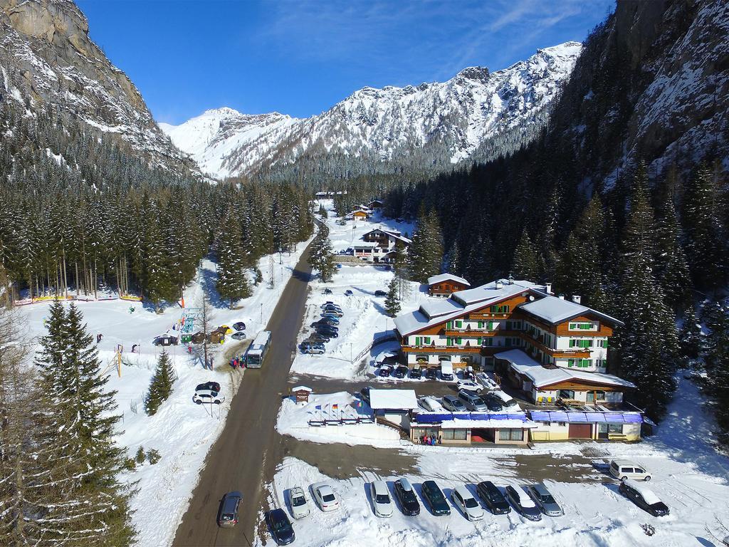 Hotel Roy Malga Ciapela Exterior foto